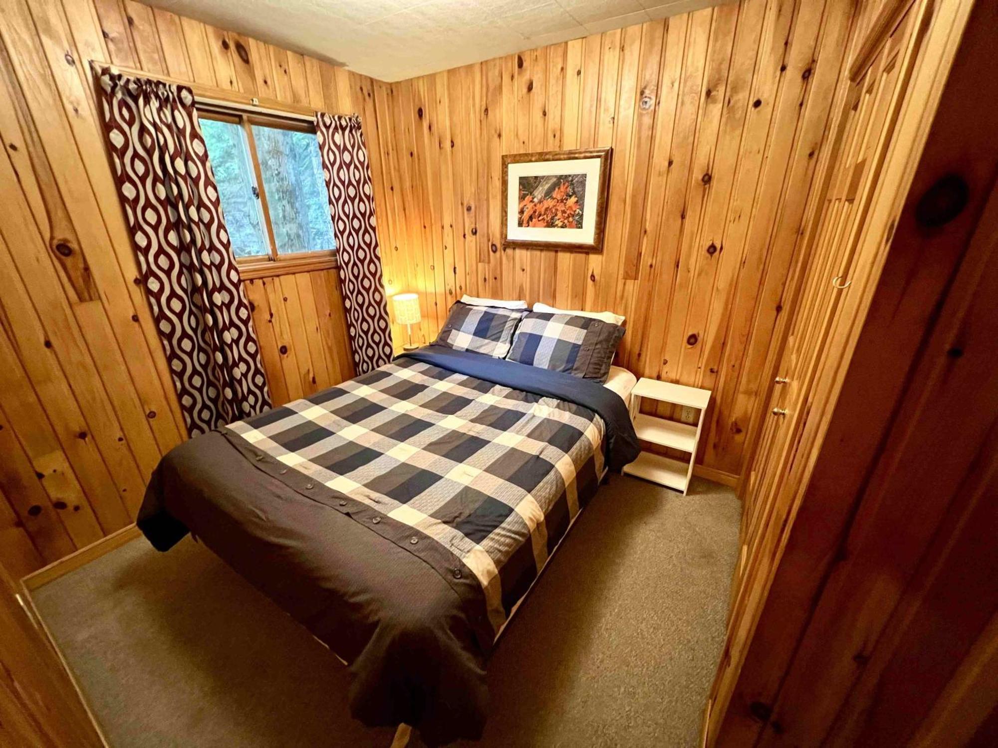 High Falls Bay Cottages, Camping & Waterpark Bracebridge Esterno foto